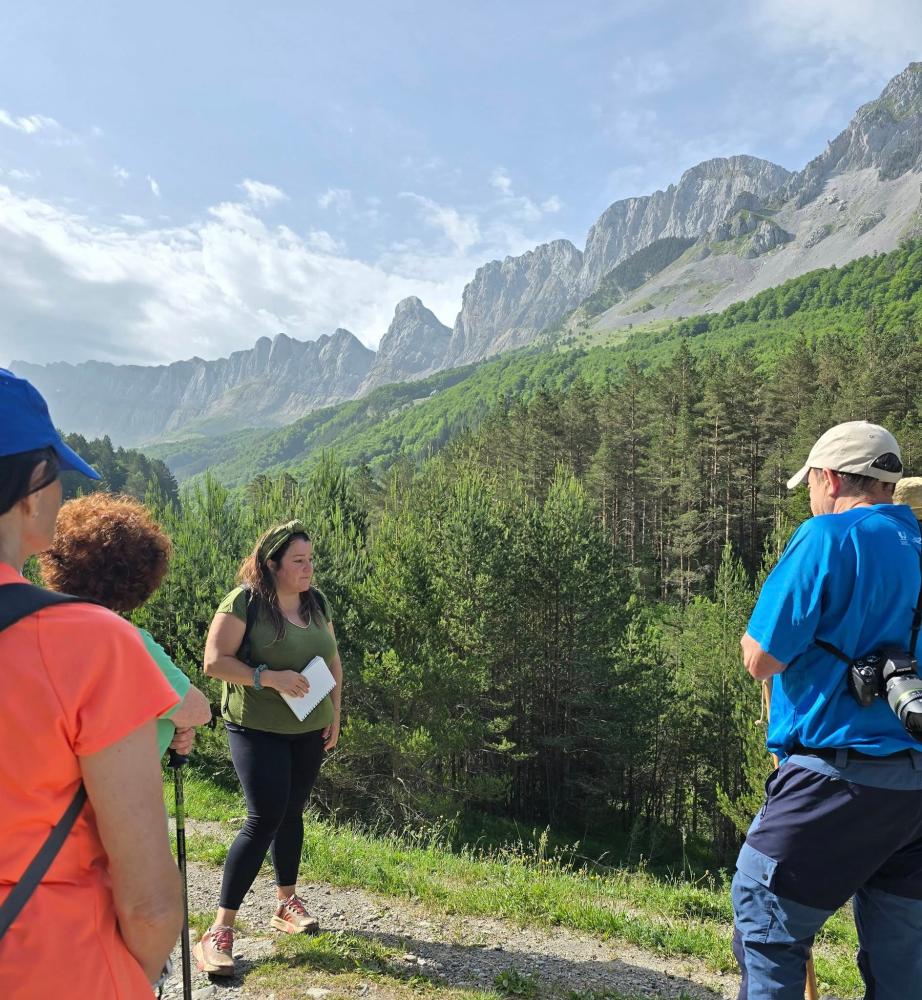 Imagen Salida botánica interpretada a Taxera en Ansó