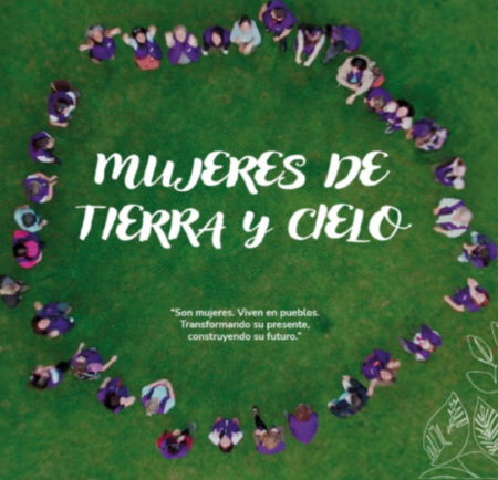 Imagen Proyección: "Mujeres de tierra y cielo"