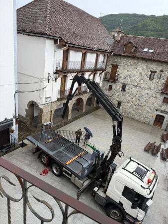 Imagen El Ayuntamiento recupera los balcones municipales para el 55ª edición...